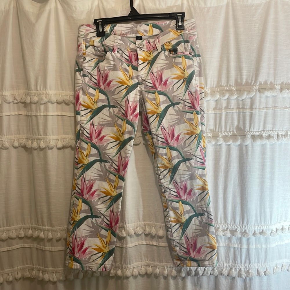 Floral Capris- Tommy Bahama